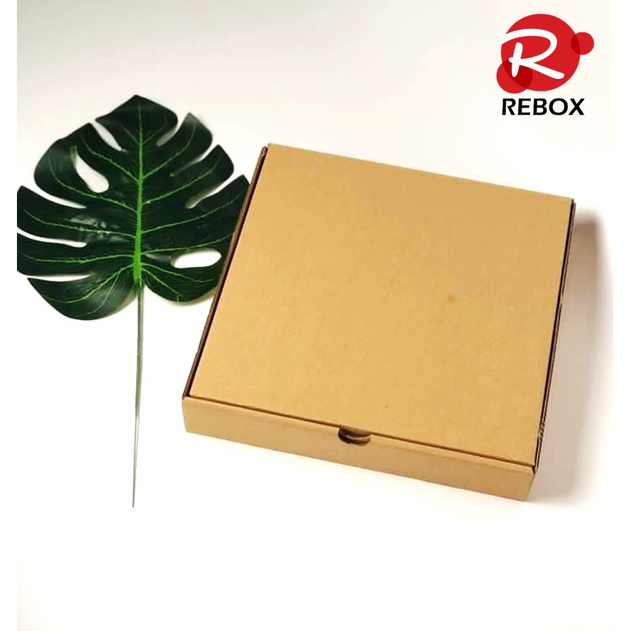 Hộp 25x20x6 cm - 50 hộp carton giá rẻ có nắp gài Rebox (ảnh thật)