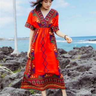 Váy Du Lịch Boho Màu Đỏ Cổ V ( V11 )