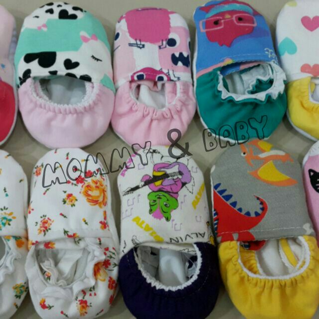 Giày vải cho bé sơ sinh
