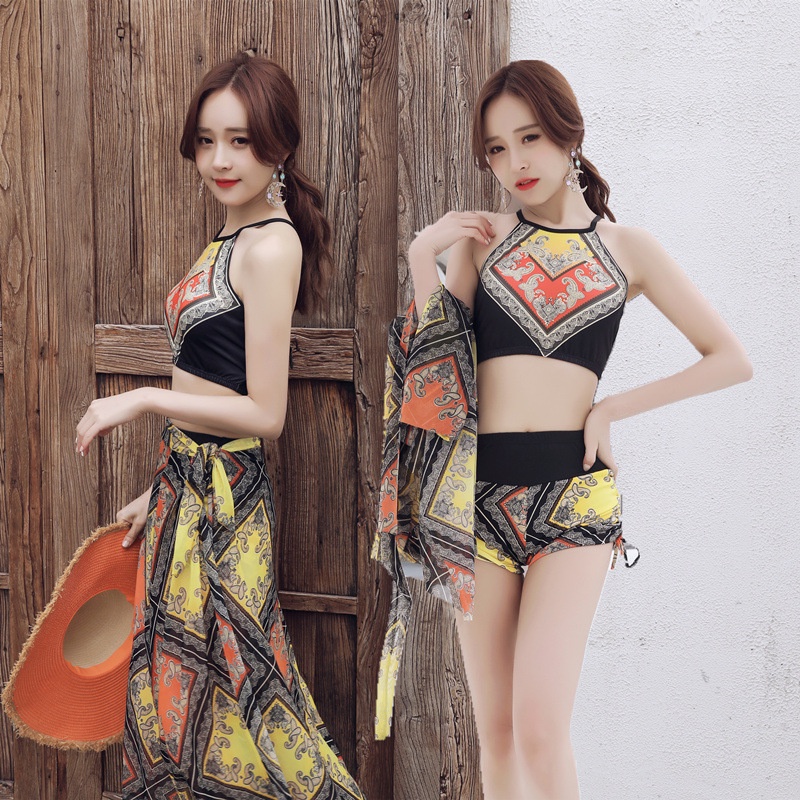 Set Đồ Bơi Màu Sắc Xinh Xắn Dành Cho Nữ