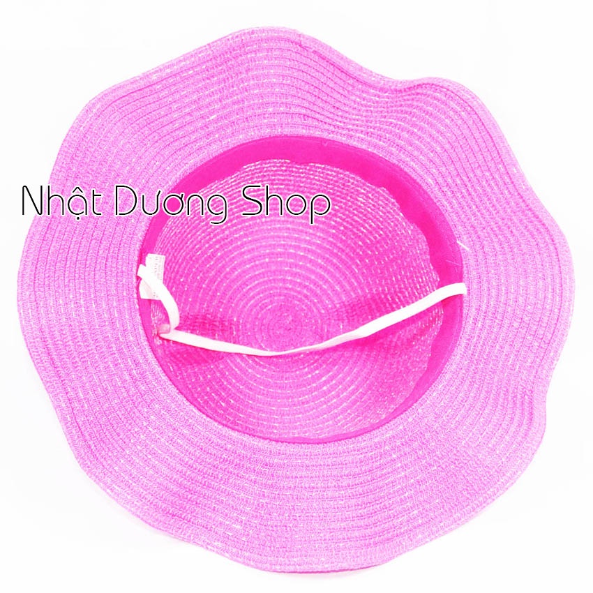 Nón cói đi biển trẻ em hình con gâu vành gợn sóng dành cho bé gái từ 2 tới 5 tuổi.