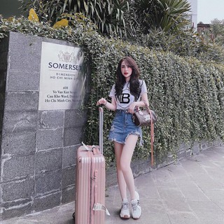 Chân váy jeans rách vạt lệch