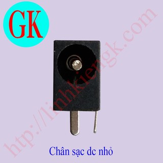 Chân sạc đèn pin