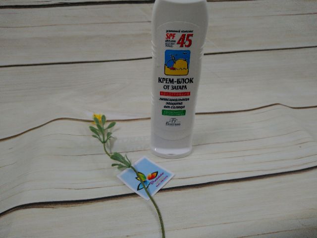 Kem chống nắng Spf 45_Nga date 2023 | BigBuy360 - bigbuy360.vn
