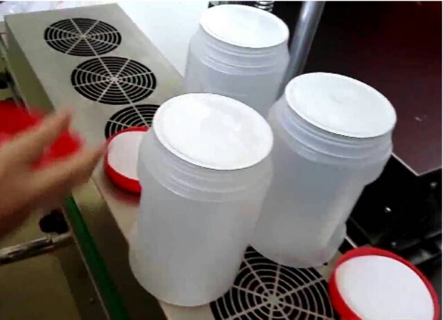 ( MIỄN SHIP Ở HCM) Combo 2 HỦ TO 350G Cơm cháy lắc khô gà siêu ngon, siêu rẻ..( dạo/ sỉ/ ăn vặt/ ăn liền/ đặc sản) | BigBuy360 - bigbuy360.vn