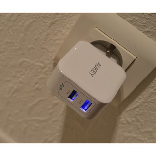 Sạc nhanh aukey 2 cổng pa-u38 24w