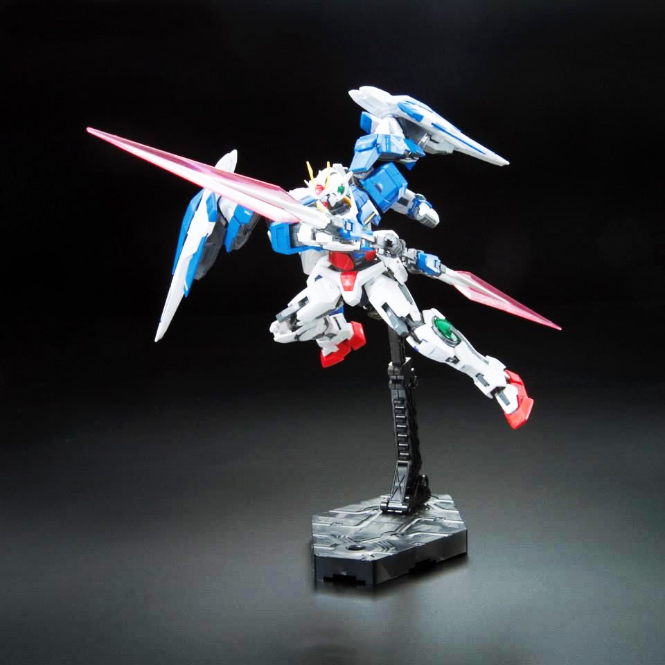 Mô Hình Gundam Bandai RG 18 Gundam 00 Raiser 1/144 Gundam 00 [GDB] [BRG]