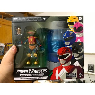 Mô hình robot Alpha và Zordon trong Power Rangers