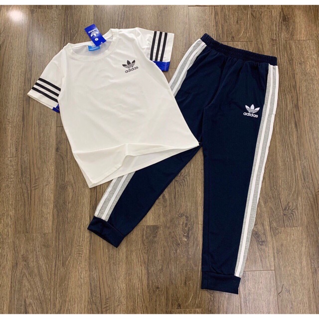 Bộ thể thao adidas