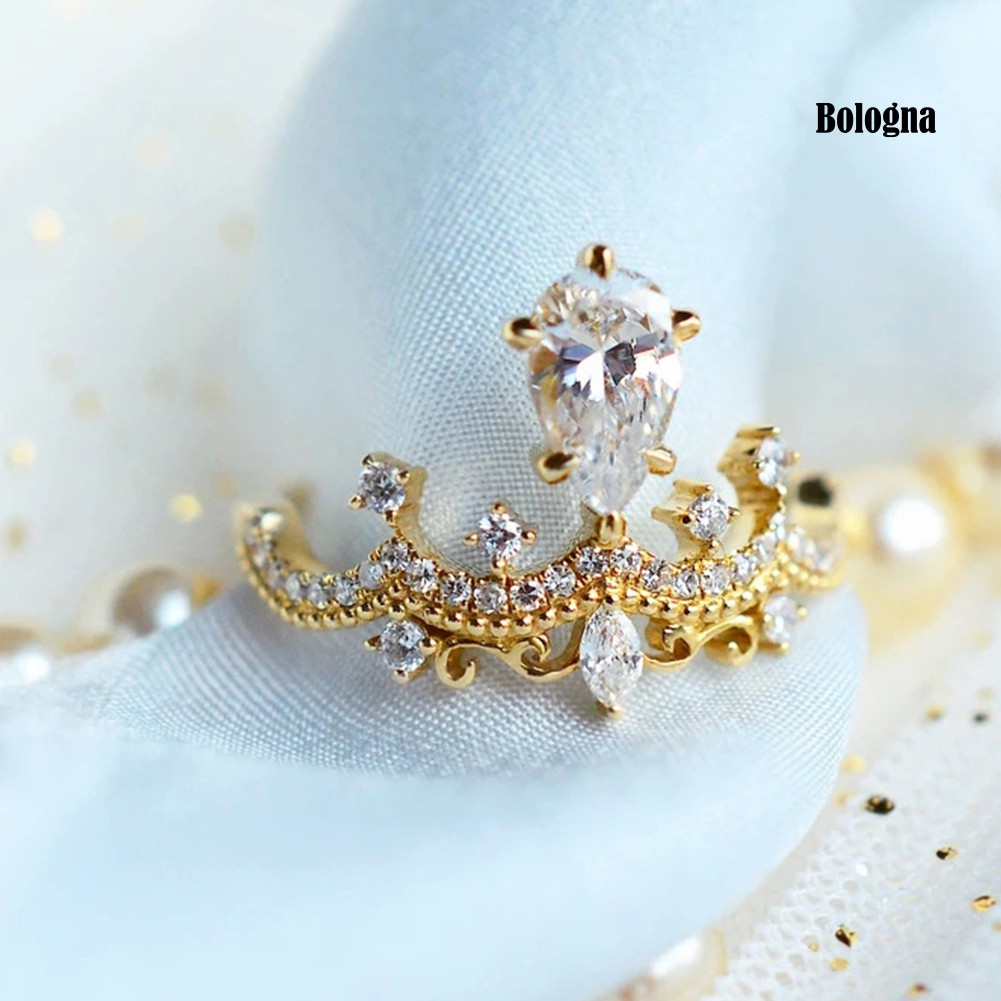 Nhẫn HợP Kim HìNh Vương MiệN ĐíNh Đá Sang TrọNg