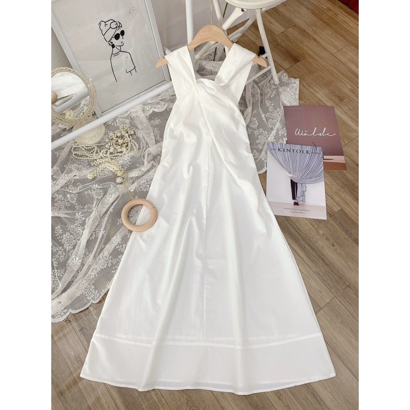 Váy xoắn ngực cổ yếm 2 màu | BigBuy360 - bigbuy360.vn