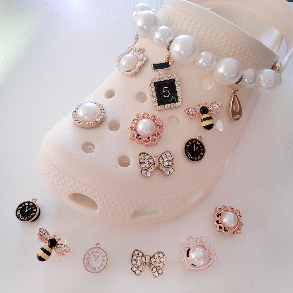Nút khóa hình hoa vương miện đính ngọc trai trang trí giày crocs DIY