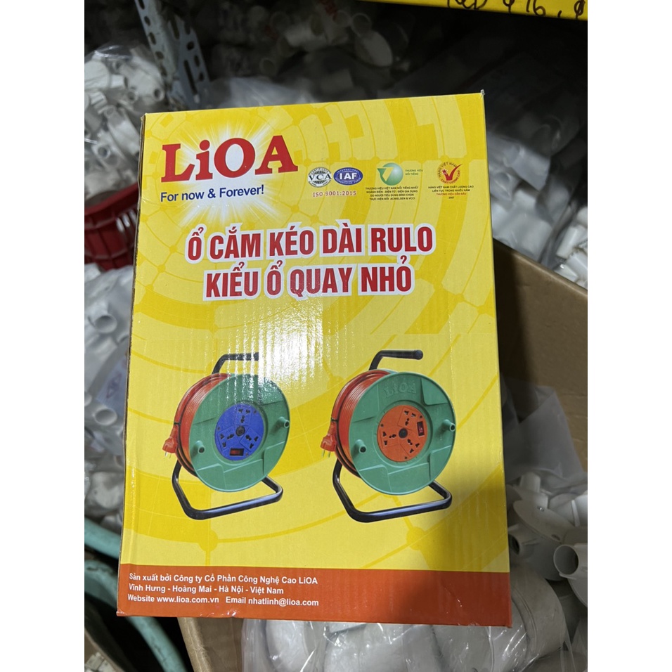 Ổ cắm Rulo LIOA QT20-2-15A ( 20m dây ) đa năng quay tay ( Bảo vệ quá tải bằng CB )
