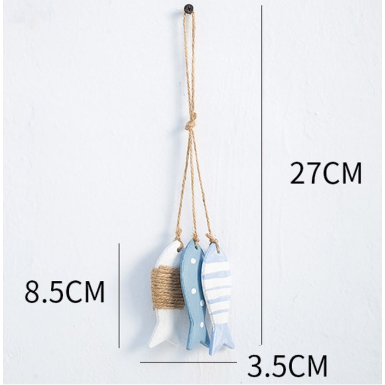 Chùm cá gỗ nhí trang trí phong cách địa trung hải