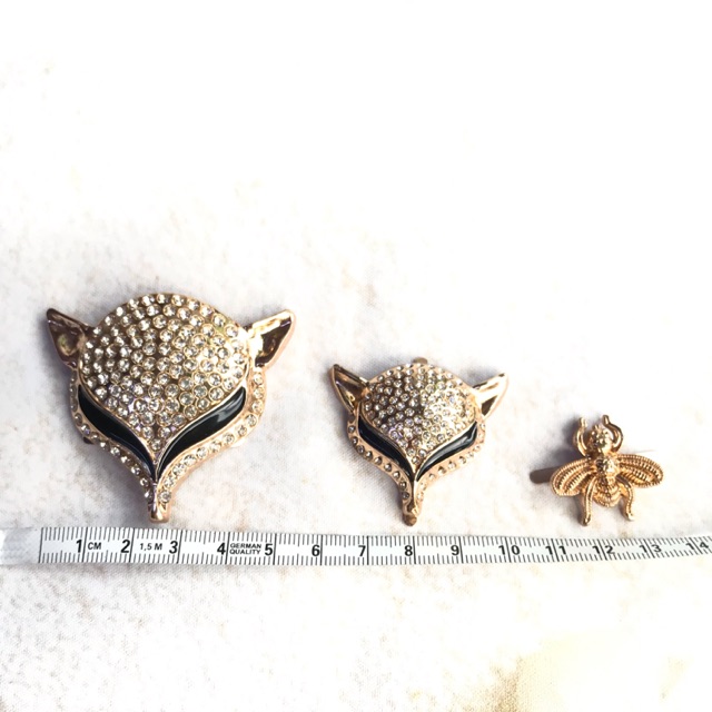 Mác trang trí túi