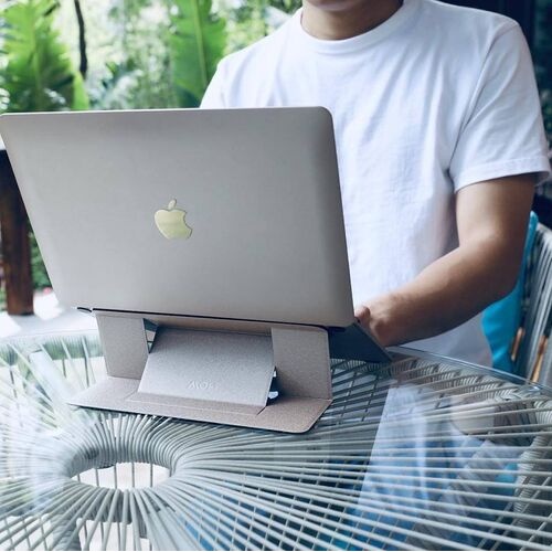 Giá đỡ laptop Moft chính hãng giúp tản nhiệt, gấp gọn, mỏng nhẹ và siêu tiện dụng