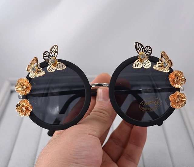 Kính hình mặt trời viền bướm  cho phụ nữ sang trọng 2019 thương hiệu MINCL!