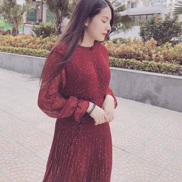 Đầm nhún eo