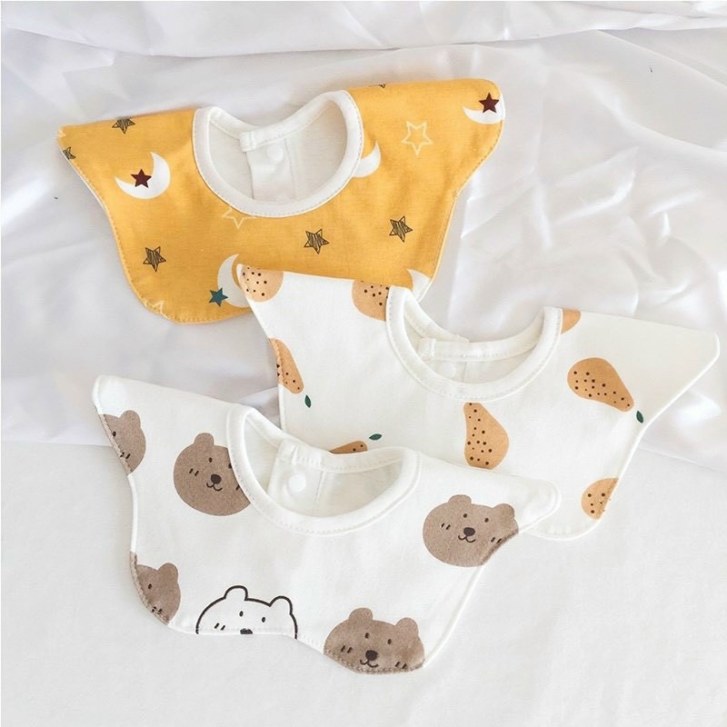 Set 3 yếm cổ tròn cánh hoa vải cotton mềm mại, dễ thương cho bé