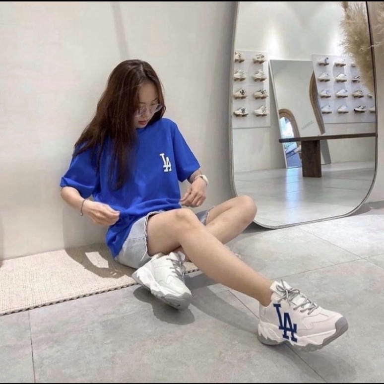 Giày sneakers LA trắng chữ xanh
