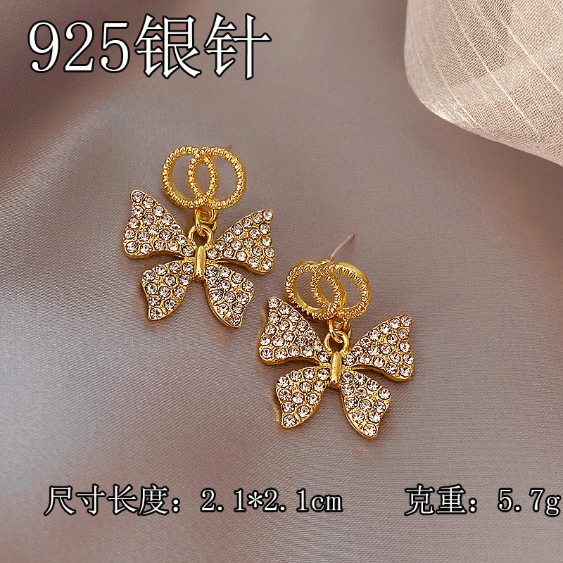 Bông Tai Thời Trang Kiểu Vòng Phối Ngọc Trai Bằng Kim Loại Mạ Vàng 2022 Cho Nữ