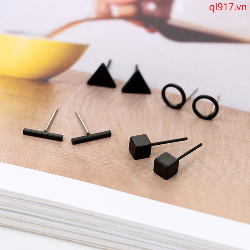 Set 4 đôi khuyên tai hợp kim tròn tam giác màu vàng/bạc/đen