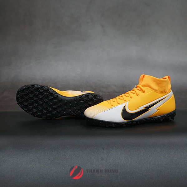 GIÀY ĐÁ BÓNG CHÍNH HÃNG NIKE JR. MERCURIAL SUPERFLY 7 ACADEMY TF - AT8143-801 - VÀNG/ĐEN