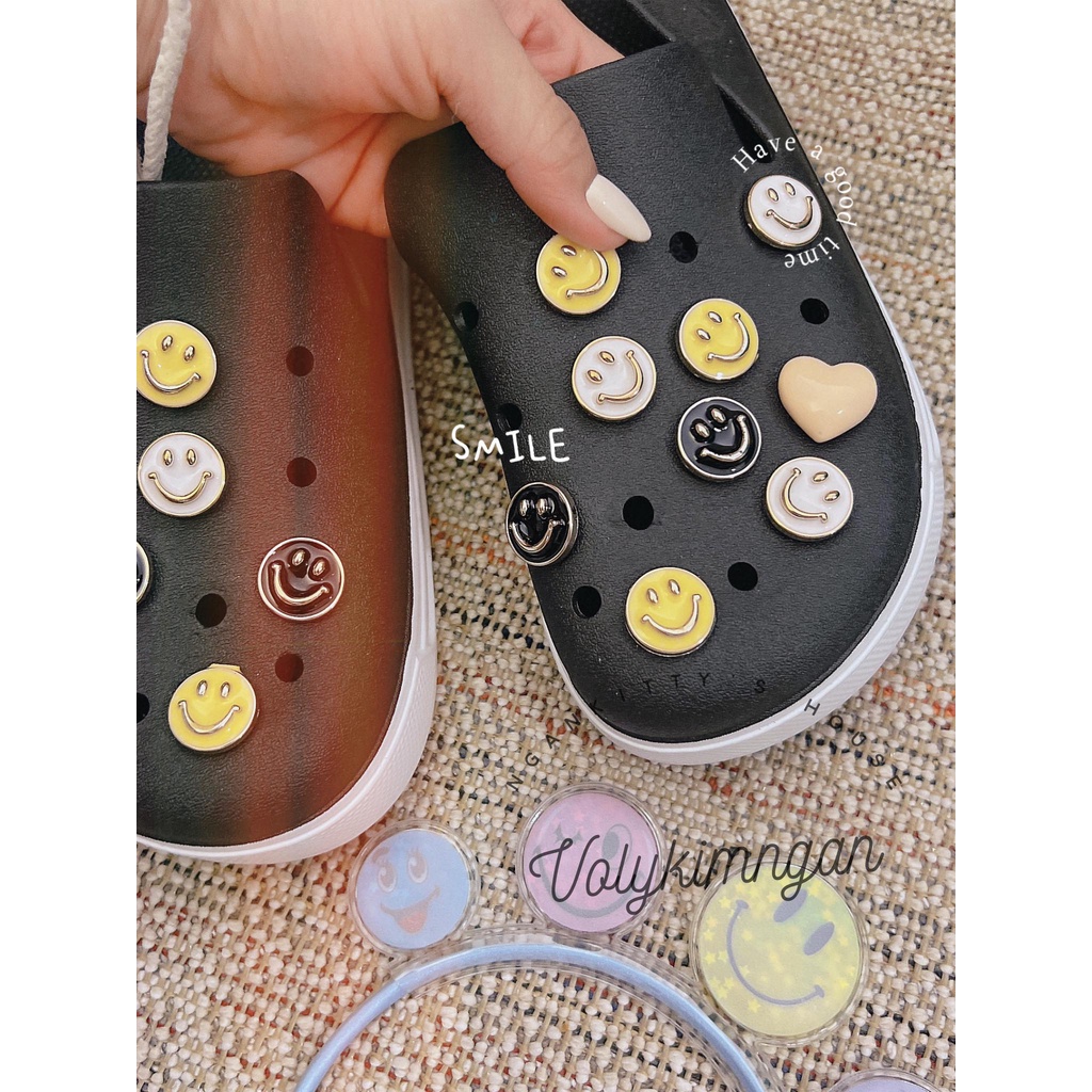 Giày ticker mặt cười TL