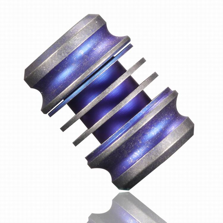 Mặt Dây Chuyền Hình Ống Gas Tritium Phát Sáng Trong Bóng Tối 15 Năm Bằng Hợp Kim Titan CNEDC