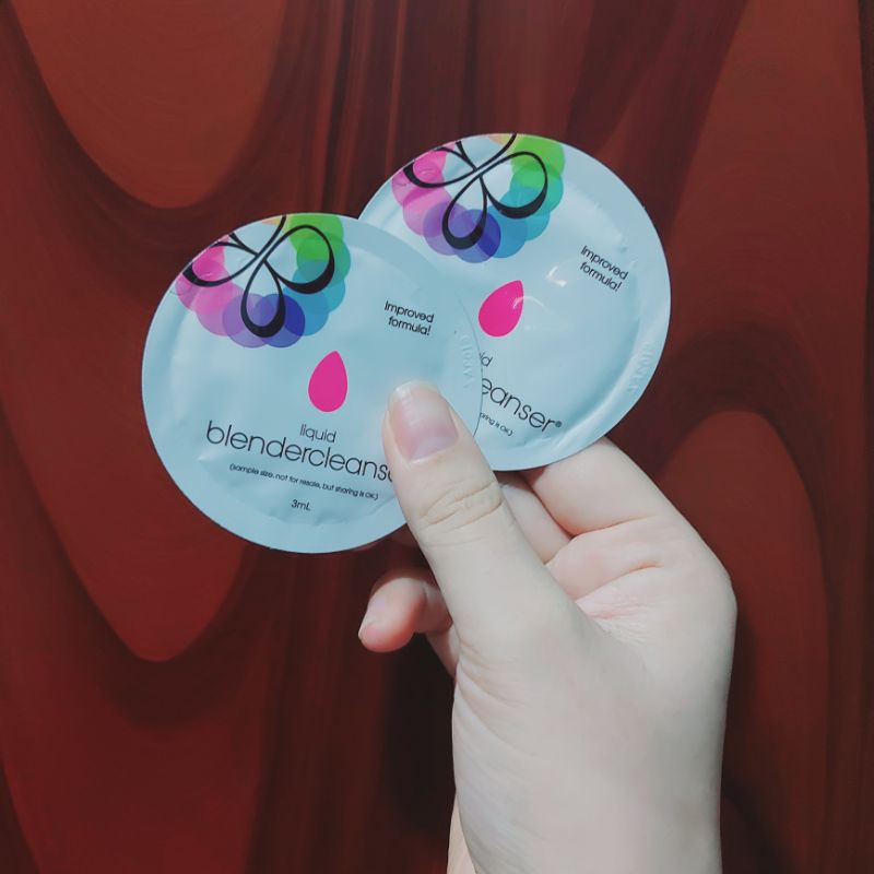 [ Sample 3ml ] Dung Dịch Giặt Mút Trang Điểm Liquid BlenderCleanser