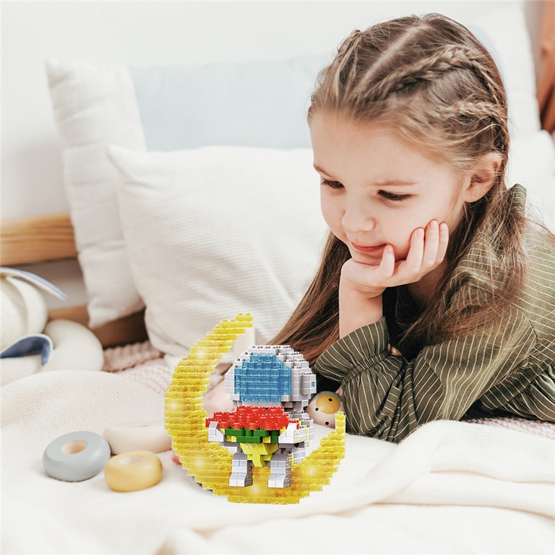 Bộ Đồ Chơi Lego Xếp Hình Nhà Du Hành Vũ Trụ Dành Cho Bé