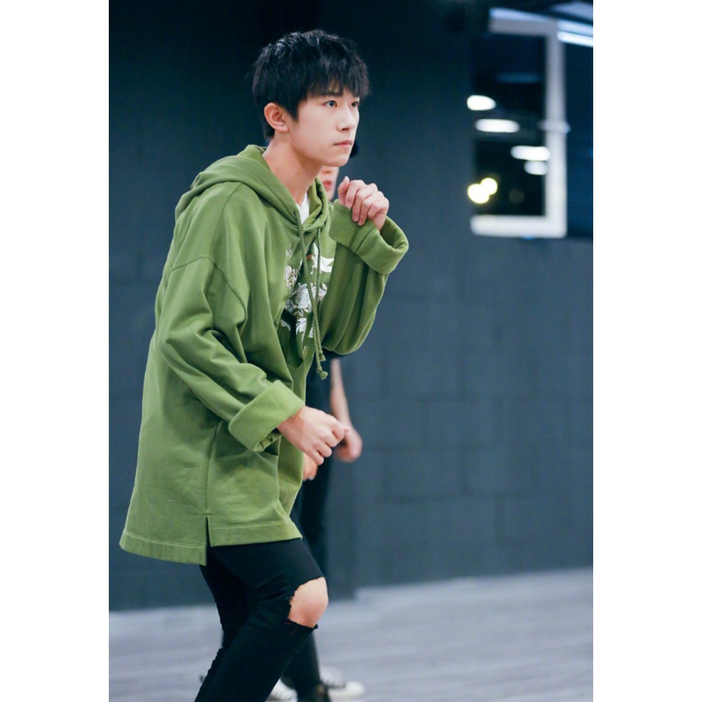 [TFBOYS] ÁO THU ĐÔNG CÓ MŨ THIÊN TỈ