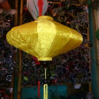 Cặp lồng đèn tre, vải lụa Hội An_dạng đĩa bay size 45