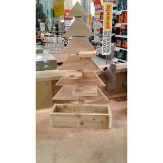 Cây thông Noel bằng gỗ