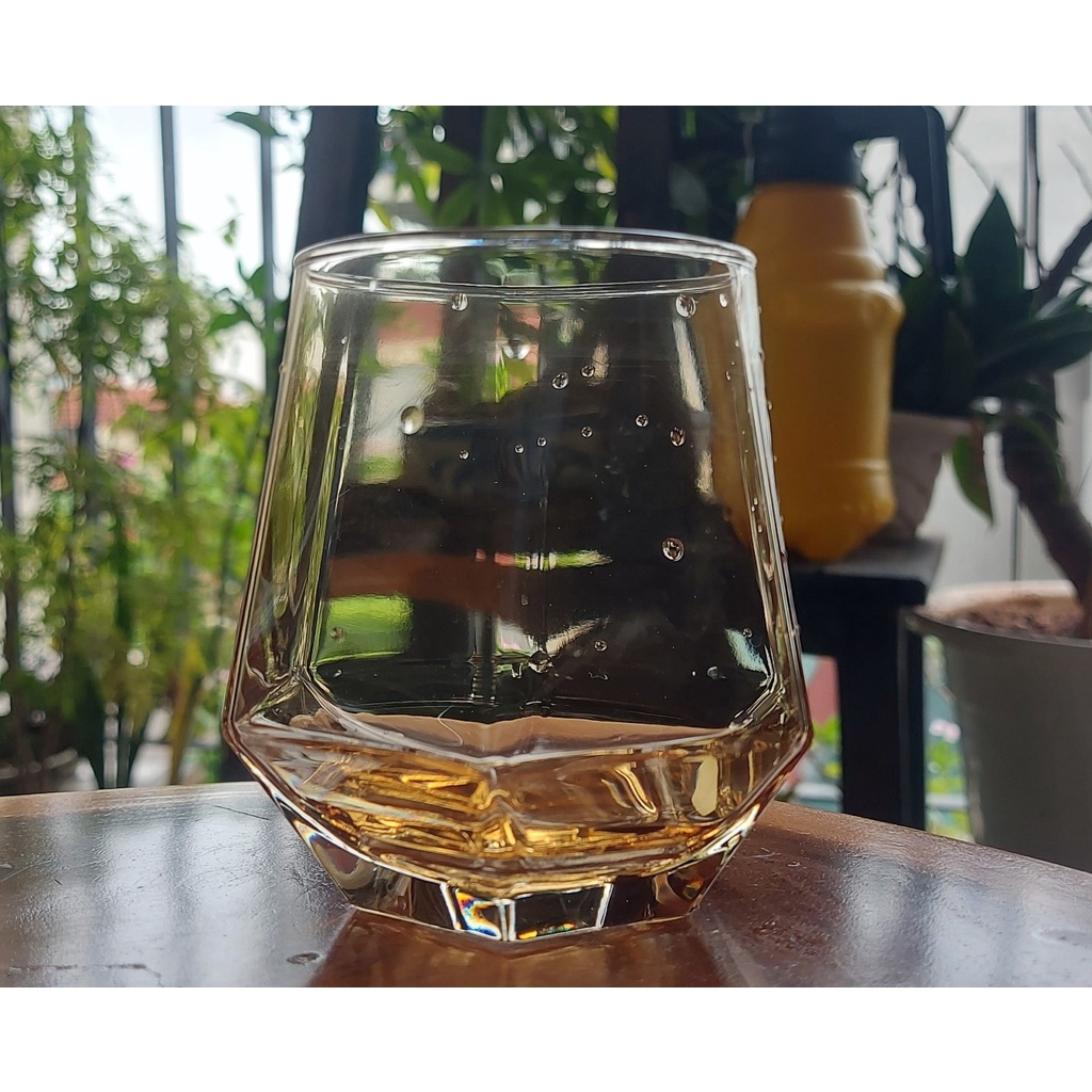 Ly Thủy tinh nhiều mầu sắc sang trọng,phong cách tây âu