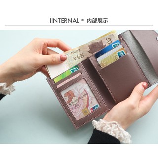 Ví ngắn khóa tròn thanh lịch