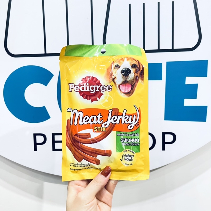 Thức ăn vặt cho chó Pedigree Meat Jerky vị gà xông khói 60gr