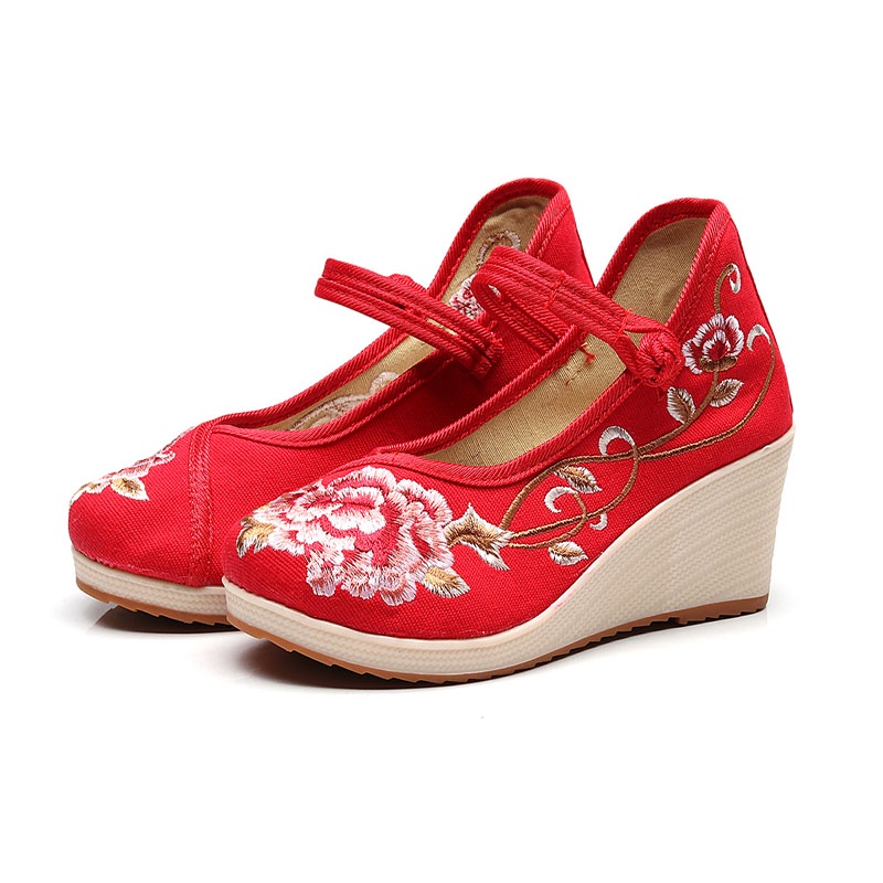 Giày thêu hoa như gấm đế xuồng 5p gc012