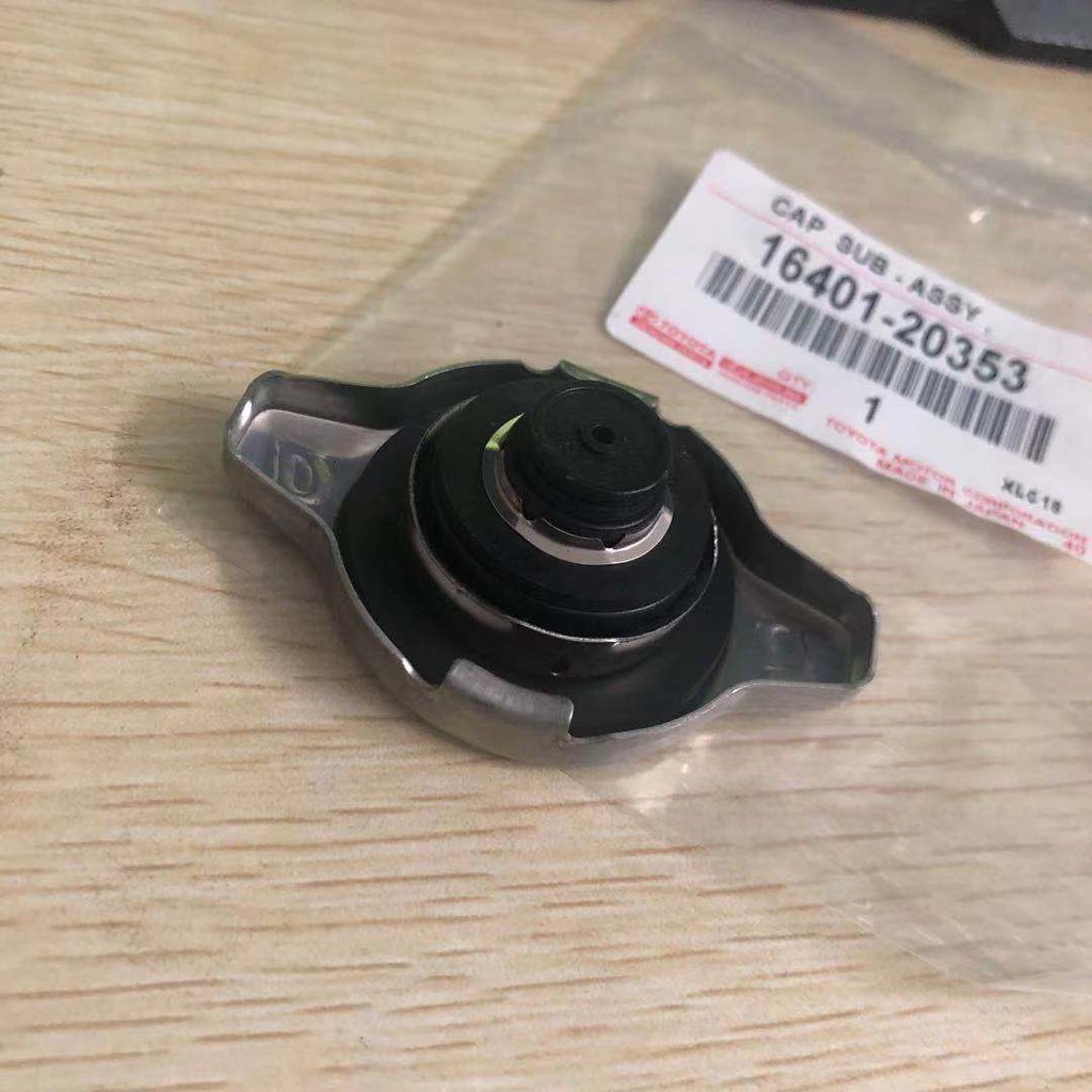 Nắp két nước chuyên dụng cho các xe Toyota Vios Innova Camry Altis Wigo