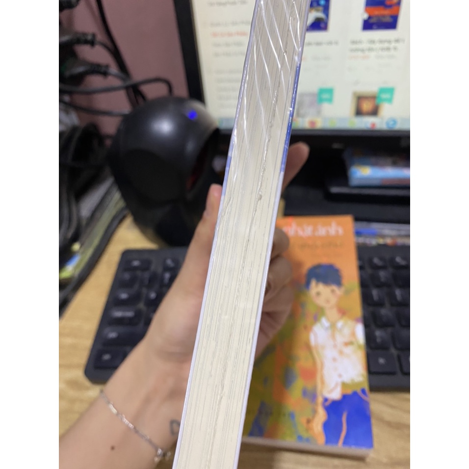 Sách - Ngồi Khóc Trên Cây : Truyện Dài ( NXB Trẻ )