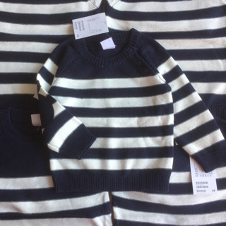 Áo len H&M sọc navy trắng bé trai
