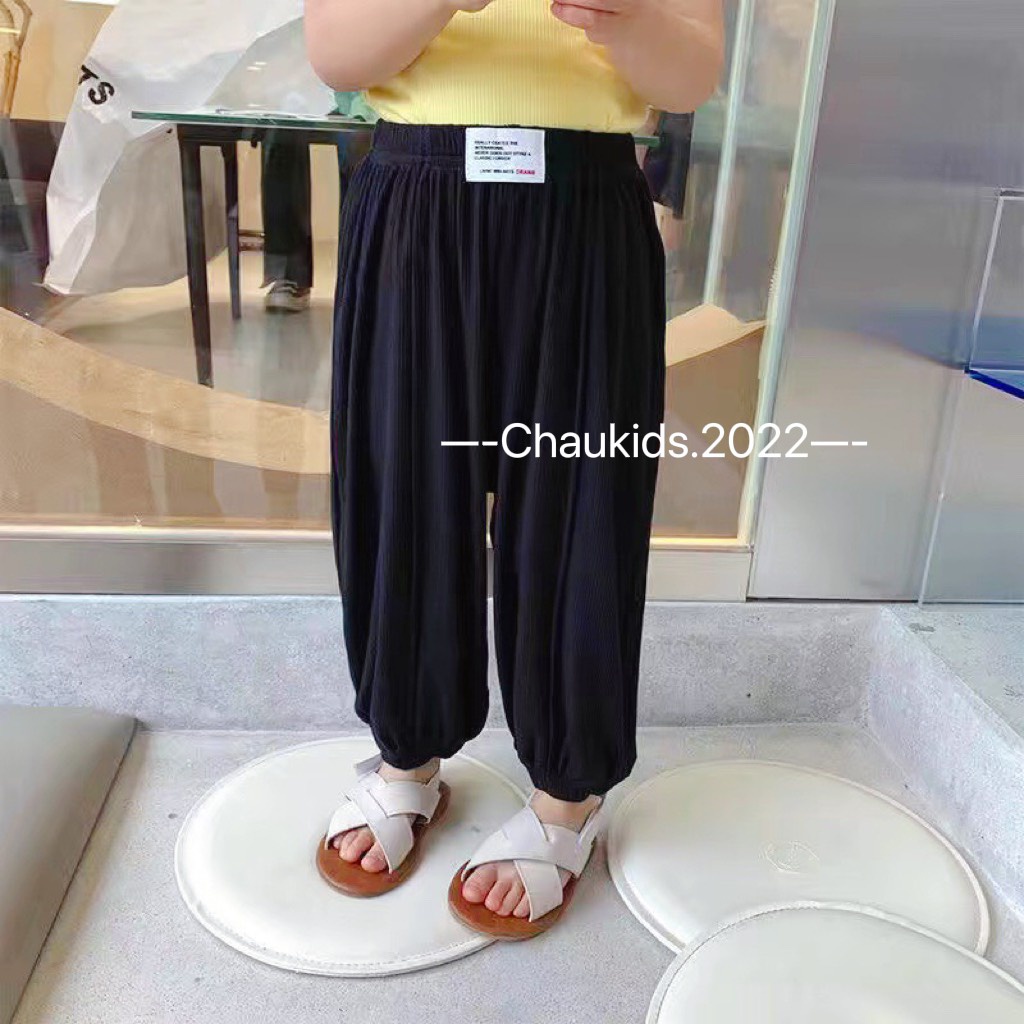 Quần tăm dáng bom cho bé