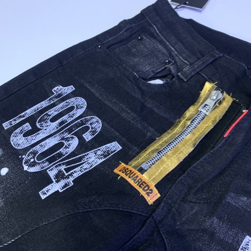 Quần Jean đen mài rách khoá lệch hoạ tiết in chữ QJ36