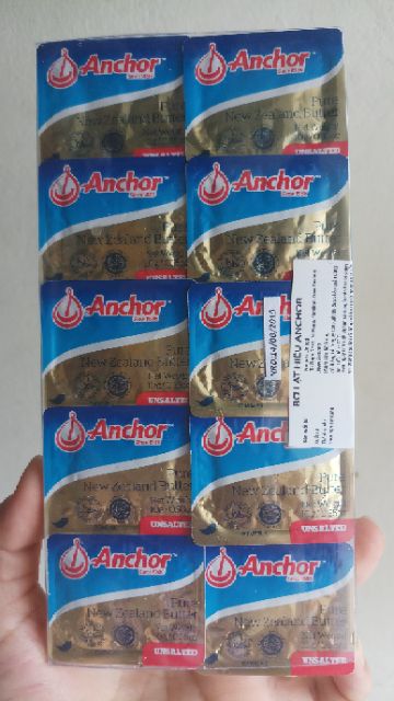 Combo 1 vỉ Bơ lạt Anchor 10 hộp mỗi hộp 10g