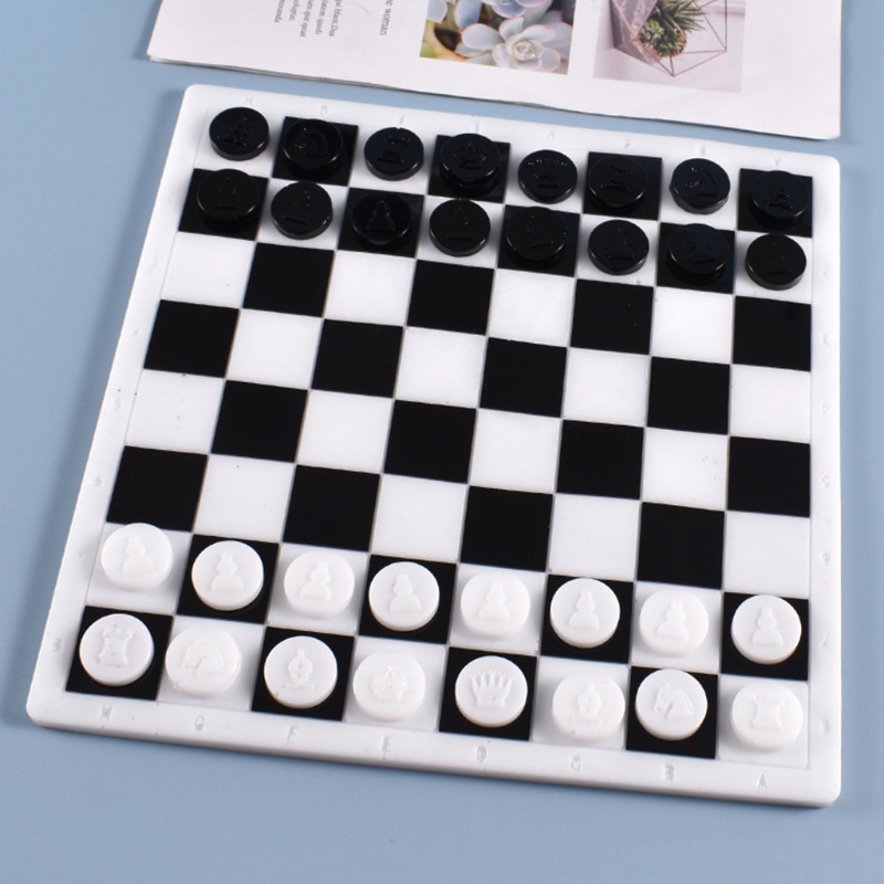 Khuôn Silicone Hình Bàn Cờ Vua Bằng Epoxy Resin