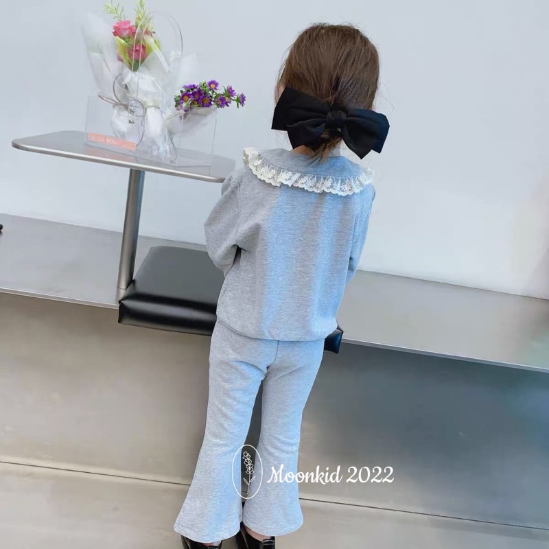 Set bộ quần áo da cá phối cổ ren cho bé gái