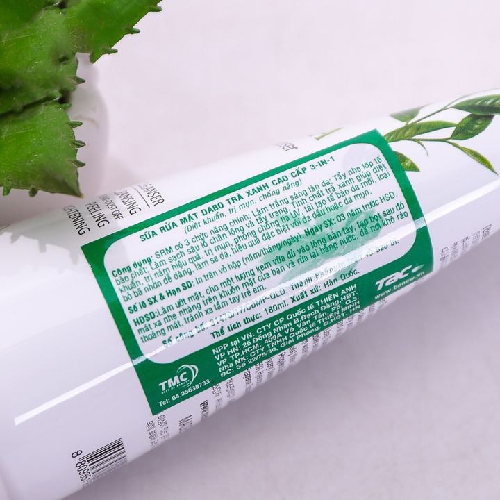 Sữa rửa mặt dành cho nam tinh chất trà xanh xóa mụn, dầu nhờn DABO GREEN TEA Hàn quốc 180ml/Hộp