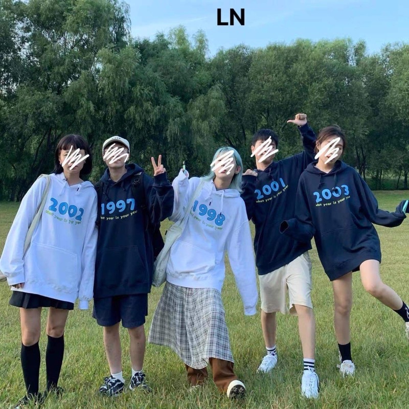 Áo hoodie in năm sinh theo yêu cầu