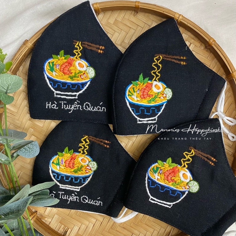 Khẩu trang vải linen thêu hình tô mì tôm 🦐/ Khẩu trang thêu tay