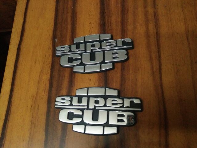 Bộ lô gô nổi Super cub new